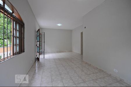 Sala de casa para alugar com 2 quartos, 120m² em Jardim Nordeste, São Paulo