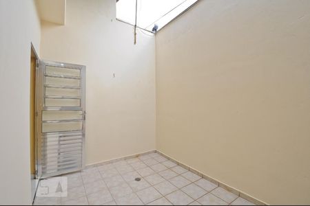 Pátio de casa para alugar com 2 quartos, 120m² em Jardim Nordeste, São Paulo