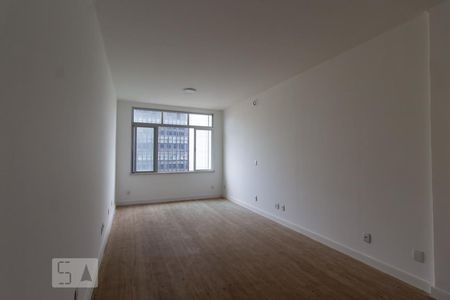 Sala de kitnet/studio para alugar com 1 quarto, 35m² em Centro, Rio de Janeiro