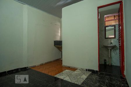 Sala de kitnet/studio para alugar com 1 quarto, 25m² em Vila Jardim Pompéia, Goiânia