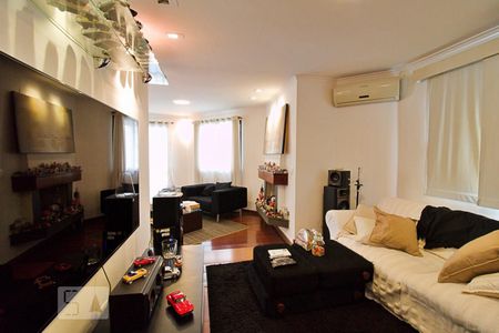 Sala de apartamento à venda com 3 quartos, 198m² em Jardim Parque Morumbi, São Paulo