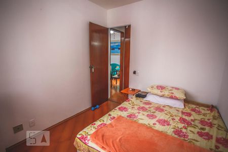 Quarto 1 de apartamento para alugar com 2 quartos, 70m² em Vila Guarani, São Paulo