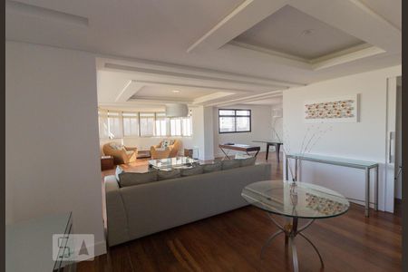 Sala de apartamento à venda com 4 quartos, 360m² em Vila Madalena, São Paulo