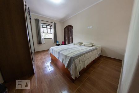 Suíte de casa para alugar com 3 quartos, 132m² em Vila Palmeiras, São Paulo