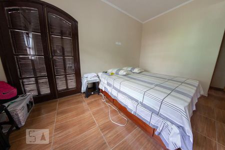 Suíte de casa para alugar com 3 quartos, 132m² em Vila Palmeiras, São Paulo