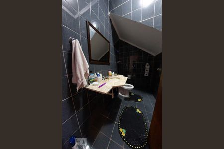 Lavabo de casa para alugar com 3 quartos, 132m² em Vila Palmeiras, São Paulo