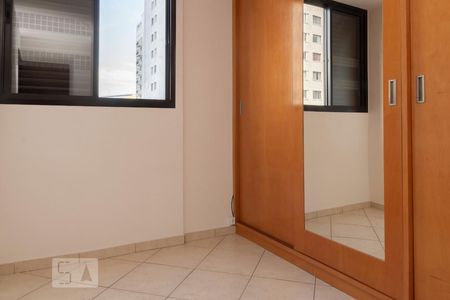 Suíte de apartamento à venda com 3 quartos, 76m² em Vila Campestre, São Paulo