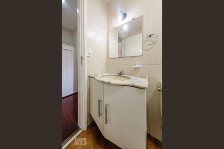Banheiro de apartamento para alugar com 1 quarto, 61m² em Cambuí, Campinas