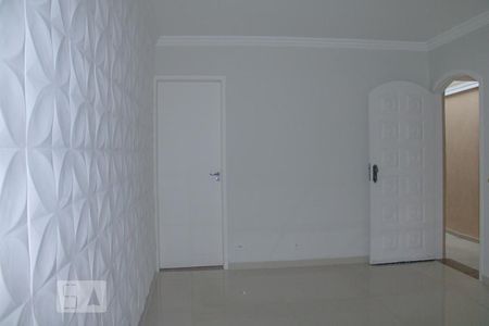 Sala de casa para alugar com 3 quartos, 90m² em Jardim Caner, Taboão da Serra