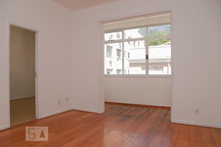 Sala de apartamento para alugar com 2 quartos, 65m² em Tijuca, Rio de Janeiro