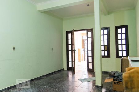 Sala de casa à venda com 4 quartos, 157m² em Vila Assunção, Santo André
