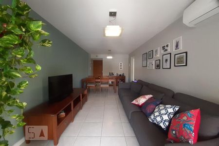 Sala de apartamento à venda com 2 quartos, 80m² em Méier, Rio de Janeiro