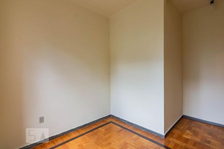 Quarto 1 de apartamento para alugar com 3 quartos, 90m² em Lourdes, Belo Horizonte