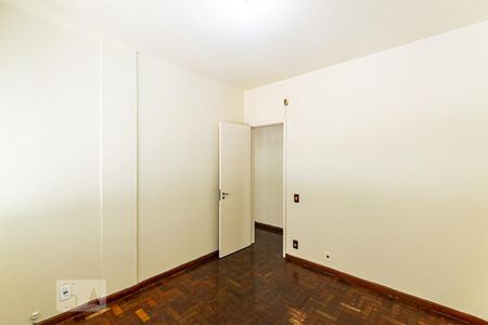 Quarto 1 de apartamento para alugar com 3 quartos, 127m² em Icaraí, Niterói