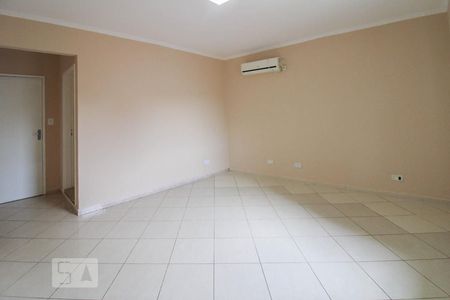 Suíte  de casa à venda com 3 quartos, 180m² em Vila Dom Pedro Ii, São Paulo