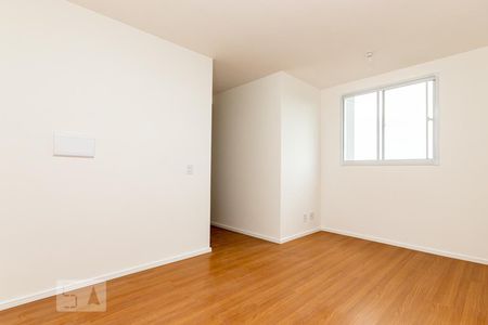 Sala  de apartamento para alugar com 2 quartos, 42m² em Vila Nhocune, São Paulo