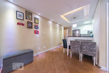 Sala de apartamento para alugar com 2 quartos, 59m² em Parque João Ramalho, Santo André