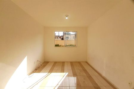 Sala de apartamento para alugar com 1 quarto, 70m² em Del Castilho, Rio de Janeiro