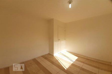Quarto de apartamento para alugar com 1 quarto, 70m² em Del Castilho, Rio de Janeiro