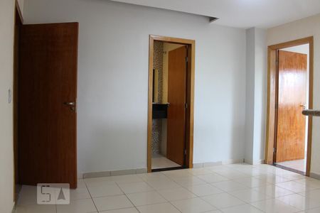 Sala de apartamento para alugar com 2 quartos, 80m² em Setor Habitacional Vicente Pires - Trecho 3, Brasília