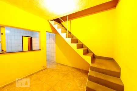 Sala de casa para alugar com 2 quartos, 70m² em Vila Gopouva, Guarulhos