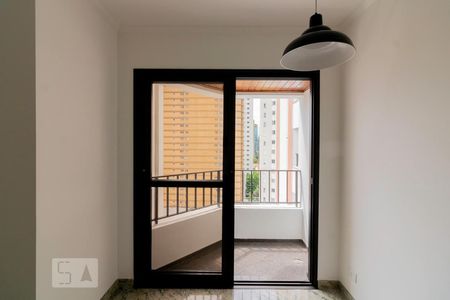 Sala de apartamento à venda com 2 quartos, 50m² em Vila Nova Conceição, São Paulo