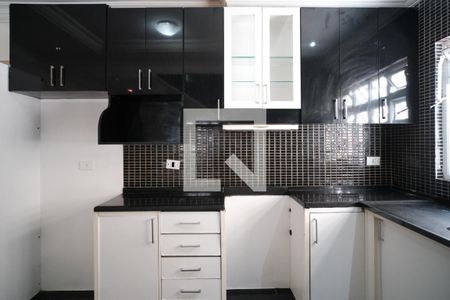 Cozinha de casa à venda com 5 quartos, 220m² em Jardim Danfer, São Paulo