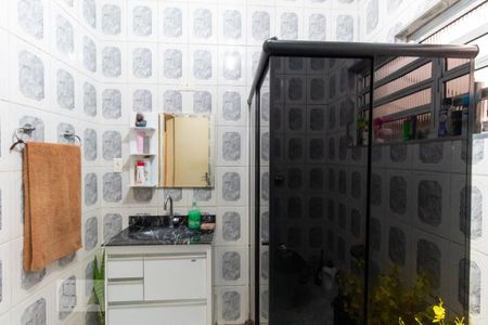 Banheiro de casa à venda com 3 quartos, 175m² em Jardim Popular, São Paulo