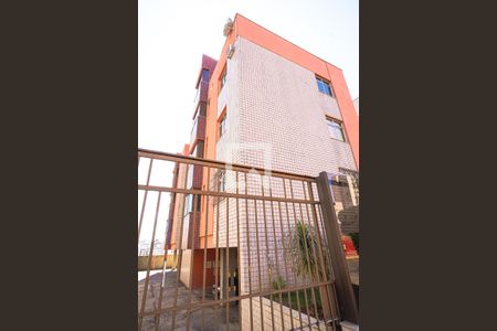 Apartamento à venda com 180m², 4 quartos e 2 vagas Apartamento à venda com 180m², 4 quartos e 2 vagasFachada