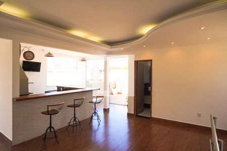 Apartamento à venda com 180m², 4 quartos e 2 vagas Apartamento à venda com 180m², 4 quartos e 2 vagasEspaço Gourmet