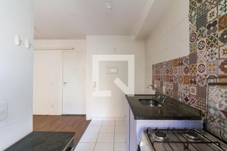 Cozinha de apartamento para alugar com 1 quarto, 32m² em Água Branca, São Paulo