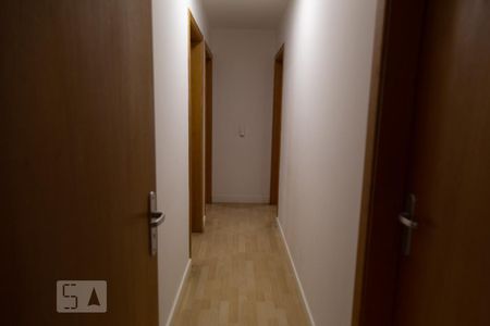 Corredor de apartamento para alugar com 3 quartos, 120m² em Vila Mariana, São Paulo