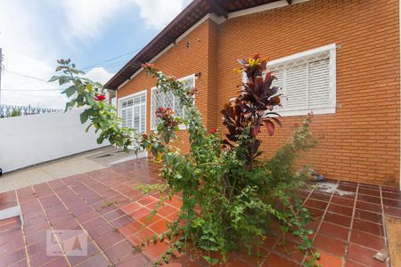 Fachada de casa à venda com 2 quartos, 100m² em Cidade Jardim, Campinas