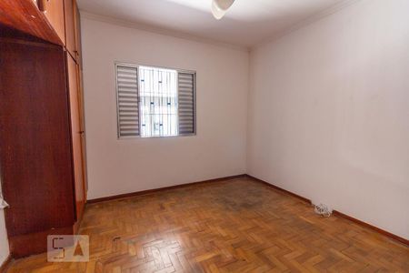 Quarto 1 de casa para alugar com 5 quartos, 200m² em Jardim Ester Yolanda, São Paulo