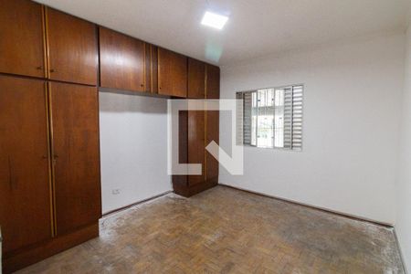 Casa para alugar com 3 quartos, 130m² em Jardim Ester Yolanda, São Paulo