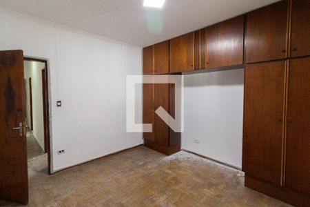 Casa para alugar com 3 quartos, 130m² em Jardim Ester Yolanda, São Paulo