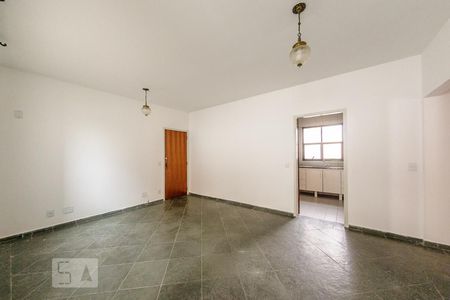 Sala de apartamento para alugar com 3 quartos, 90m² em Cambuí, Campinas
