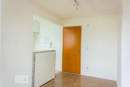 Sala de apartamento para alugar com 2 quartos, 60m² em Utinga, Santo André