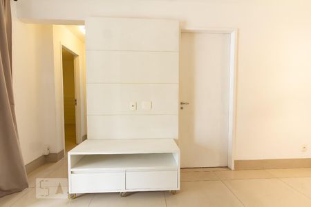 Sala de apartamento para alugar com 1 quarto, 56m² em Vila Olímpia, São Paulo