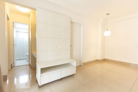 Sala de apartamento para alugar com 1 quarto, 56m² em Vila Olímpia, São Paulo