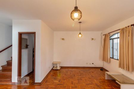 Sala de casa para alugar com 3 quartos, 200m² em Jardim Luanda, São Paulo
