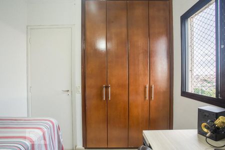 Quarto 2 de apartamento à venda com 3 quartos, 72m² em Vila Carbone, São Paulo
