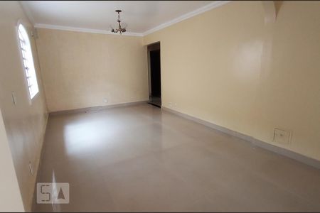 Sala de casa para alugar com 3 quartos, 200m² em Guará Ii, Brasília