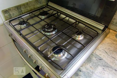 Apartamento à venda com 270m², 4 quartos e 3 vagas Apartamento à venda com 270m², 4 quartos e 3 vagasCozinha - Fogão