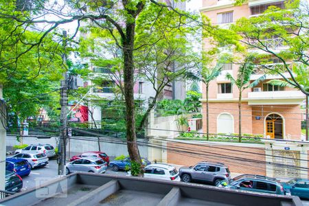 Apartamento à venda com 270m², 4 quartos e 3 vagas Apartamento à venda com 270m², 4 quartos e 3 vagasVista da Varanda