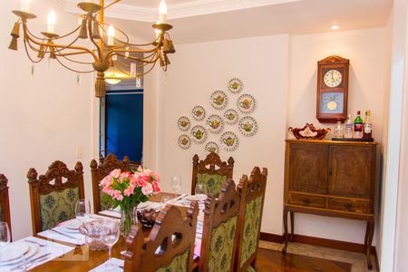 Apartamento à venda com 270m², 4 quartos e 3 vagas Apartamento à venda com 270m², 4 quartos e 3 vagasCopa