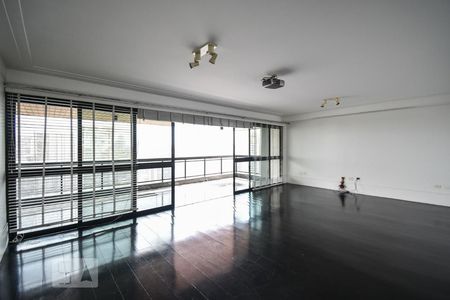 Sala de apartamento para alugar com 4 quartos, 300m² em Pinheiros, São Paulo