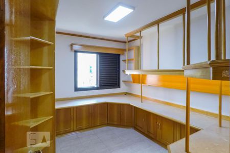 Quarto 1 de apartamento para alugar com 4 quartos, 135m² em Ipiranga, São Paulo