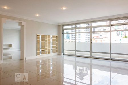 Sala 1 de apartamento para alugar com 3 quartos, 312m² em Jardim Paulistano, São Paulo