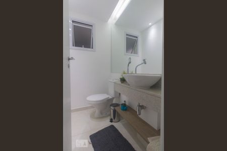 Lavabo de apartamento para alugar com 2 quartos, 92m² em Jardim Dom Bosco, São Paulo